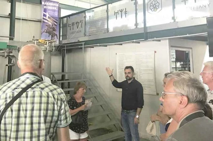 Κρητική εταιρία διδάσκει τους τουρίστες την ελληνικότητα της Μακεδονίας
